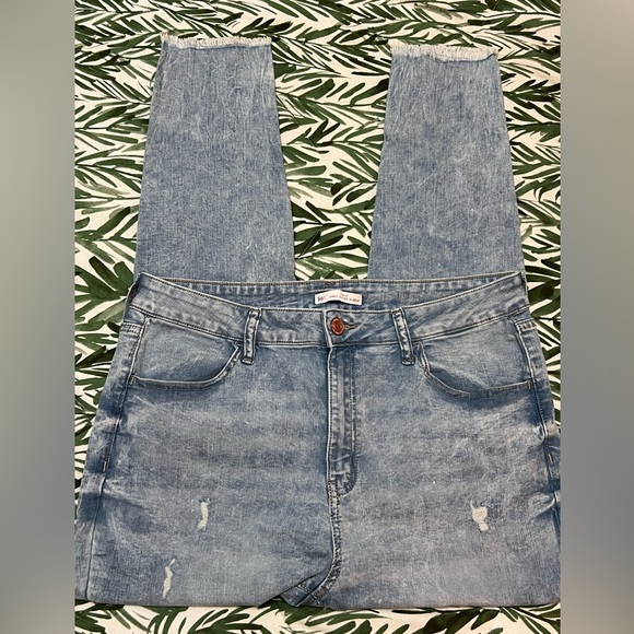 SO | High Rise Ankle Jegging size 17/33W - Picture 2 of 4